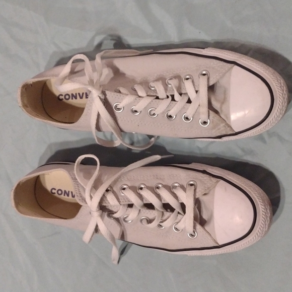 Converse - Picture 10 of 12
